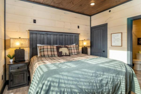 Sleep 27 Guests in this New Resort Home!